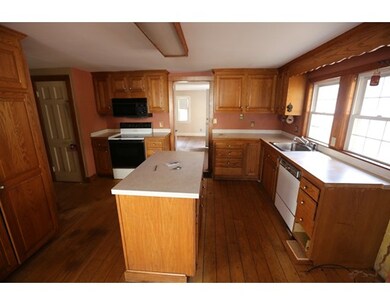 31 Lancaster St, Rockland, MA 02370 - photo 7