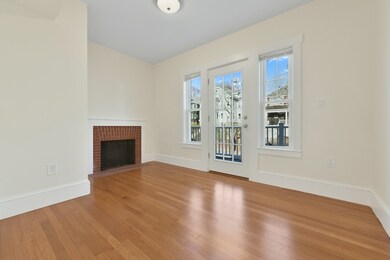 48 Manthorne Rd unit 2, West Roxbury, MA 02132 - photo 3