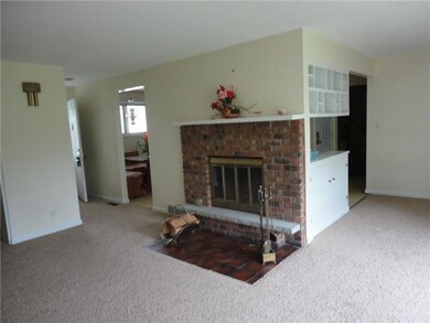 Family Room Woodburning Fierplace