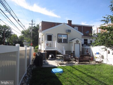 1026 Bartram Ave, Darby, PA 19023 - photo 4