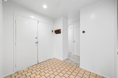 695 Mariposa Ave, Oakland, CA 94610 - photo 6