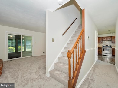 7081 Macbeth Way, Sykesville, MD 21784 - photo 5