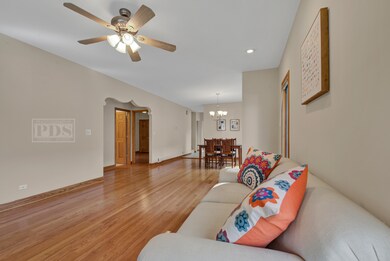 475 N Addison Ave, Elmhurst, IL 60126 - photo 6