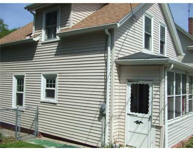 31 Orchard St, Central Falls, RI 02863 - photo 2