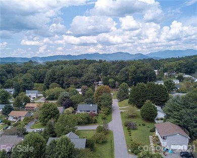 41 Ashwood Dr, Asheville, NC 28803 - photo 2