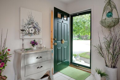 11 Mayfair Ct unit 103, Mashpee, MA 02649 - photo 3