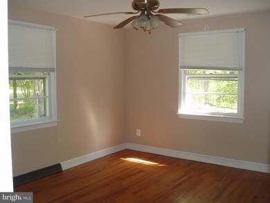 4710 Pickeral St, White Plains, MD 20695 - photo 3