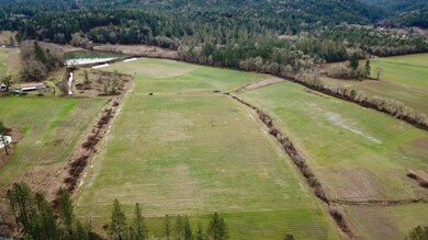 2089 Riverbanks Rd, Grants Pass, OR 97527 - photo 4