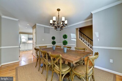 2804 N Harrison St, Arlington, VA 22207 - photo 6