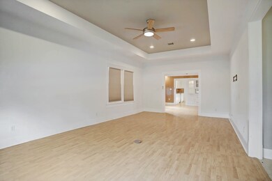 859 E 25th St, Houston, TX 77009 - photo 3