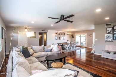 Yucca St-14