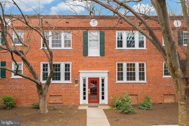 1909 N Rhodes St unit 21, Arlington, VA 22201 - photo 2