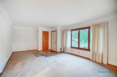 5738 Yermo Dr, Toledo, OH 43613 - photo 4