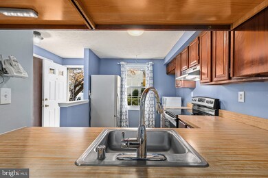 19204 Misty Meadow Terrace, Germantown, MD 20874 - photo 6