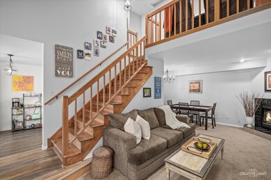 1916 Wisteria Ct unit 2, Naperville, IL 60565 - photo 4