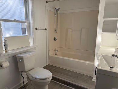 15 Freestone Ave, Portland, CT 06480 - photo 5