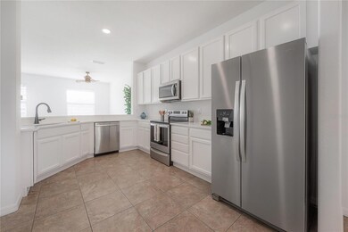 Brand New Quartz Countertops, Stainless Steel Appliances