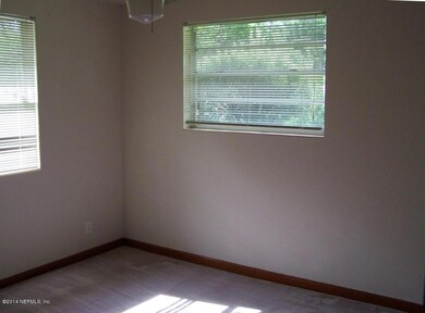 6454 Solandra Dr, Jacksonville, FL 32210 - photo 6