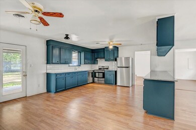 150 Lynn Dr, Lumberton, TX 77657 - photo 7