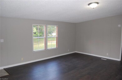 3850 Spinks Rd, Asheboro, NC 27205 - photo 7