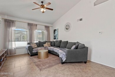 13542 Harbottle St, El Paso, TX 79928 - photo 4