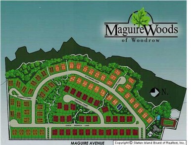 87 El Camino Loop, Staten Island, NY 10309 - photo 4