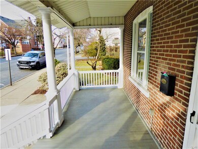 414 Linden St, Bethlehem, PA 18018 - photo 3