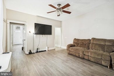 352 Carson St, Philadelphia, PA 19128 - photo 6