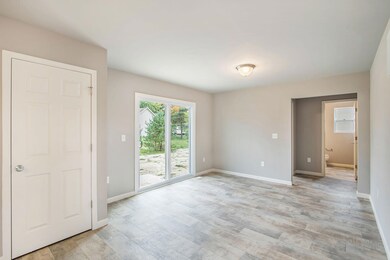 10408 Schrier Ln, Portage, MI 49024 - photo 7