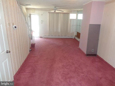 3010 S Colorado St, Philadelphia, PA 19145 - photo 5