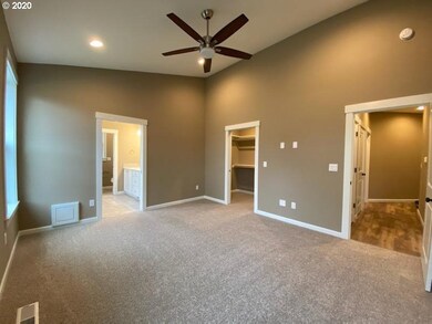 1035 N Douglas St, Canby, OR 97013 - photo 7