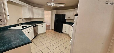 244 E Ridge St, Decatur, TX 76234 - photo 6