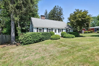 14 Porter Rd, East Longmeadow, MA 01028 - photo 2