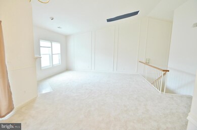 12947 Grays Pointe Rd unit C, Fairfax, VA 22033 - photo 2