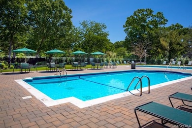 2103 Townehouse Dr unit 2103, Coram, NY 11727 - photo 2