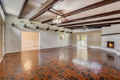 1157 Simpson Dr, Hurst, TX 76053 - photo 4