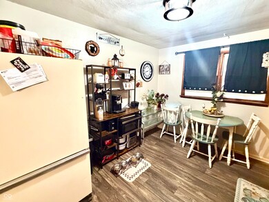 2208 E 5th St, Anderson, IN 46012 - photo 5