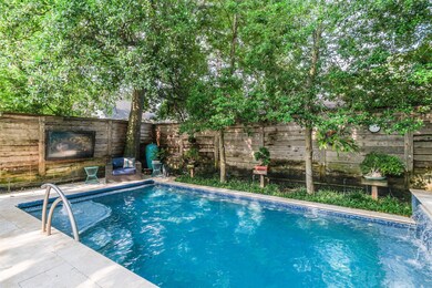 1317 Curtin St, Houston, TX 77018 - photo 4