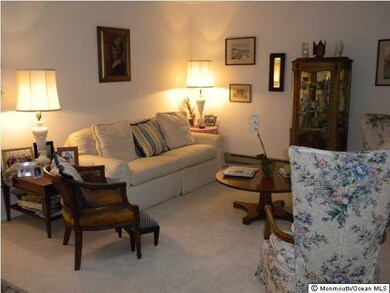 25 Danbury Ct, Red Bank, NJ 07701 - photo 3