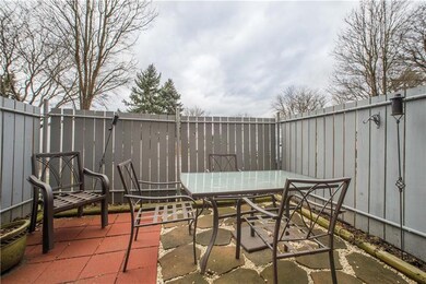 Reverse angle view of the enclosed patio, this sec
