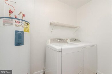 119 S Laurel Ave unit B, Berkeley Springs, WV 25411 - photo 5