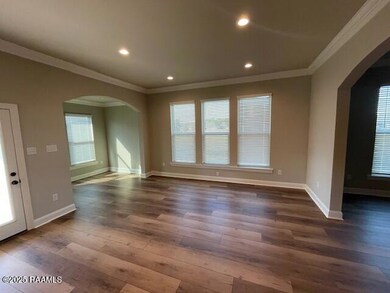 305 Hidden Meadows Dr, Lafayette, LA 70506 - photo 3