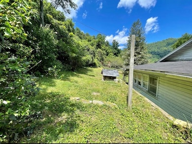 644 Clearwater Rd, Wayland, KY 41666 - photo 2