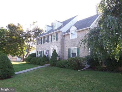 501 E Philadelphia Ave unit 2ND, Boyertown, PA 19512 - photo 2