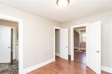 3922 13th St, Des Moines, IA 50313 - photo 7