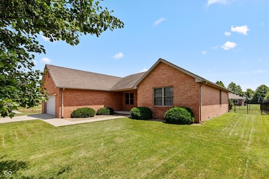 1977 Sophia Ln, Seymour, IN 47274 - photo 2