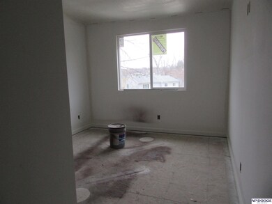 5018 Vane Cir, Omaha, NE 68152 - photo 6