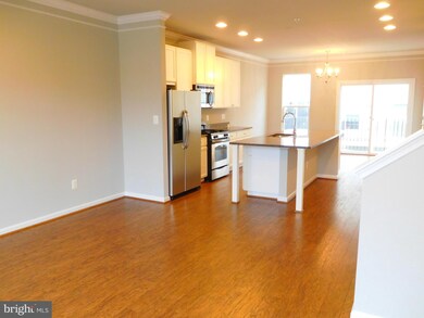 13230 Shawnee Ln unit 102, Clarksburg, MD 20871 - photo 6