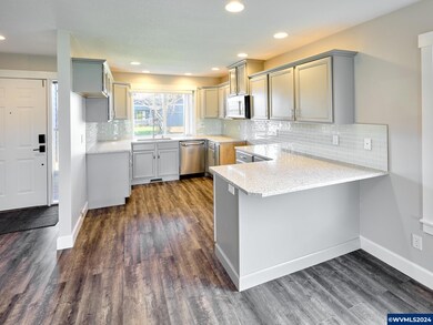 2467 Dorsey Dr, Hubbard, OR 97032 - photo 4