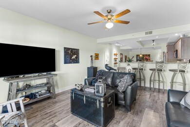 25-web-or-mls-BTS09459